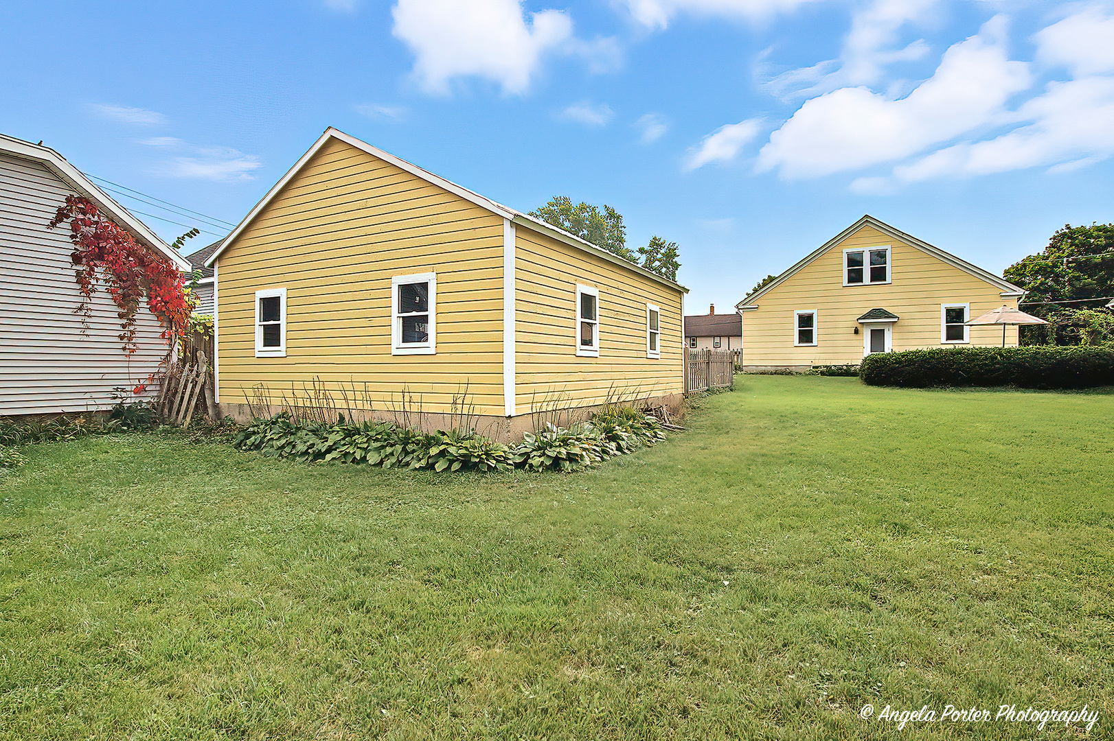 331 Chestnut Street, Woodstock, IL 60098