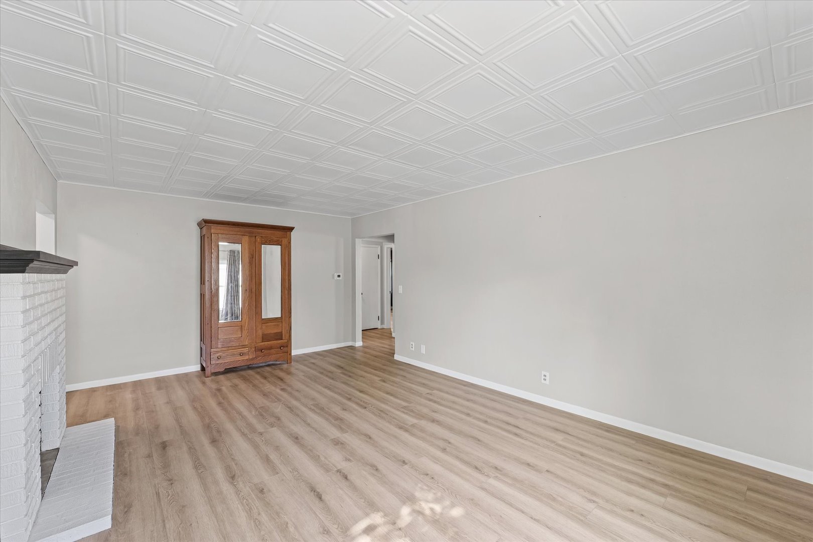 601 W Main Street, Clinton, IL 61727