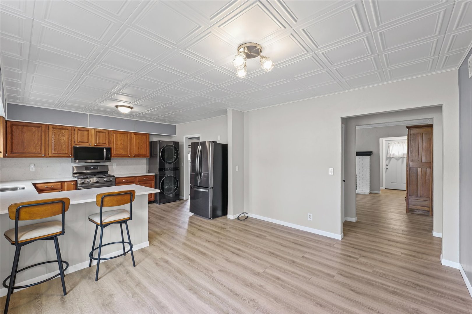 601 W Main Street, Clinton, IL 61727