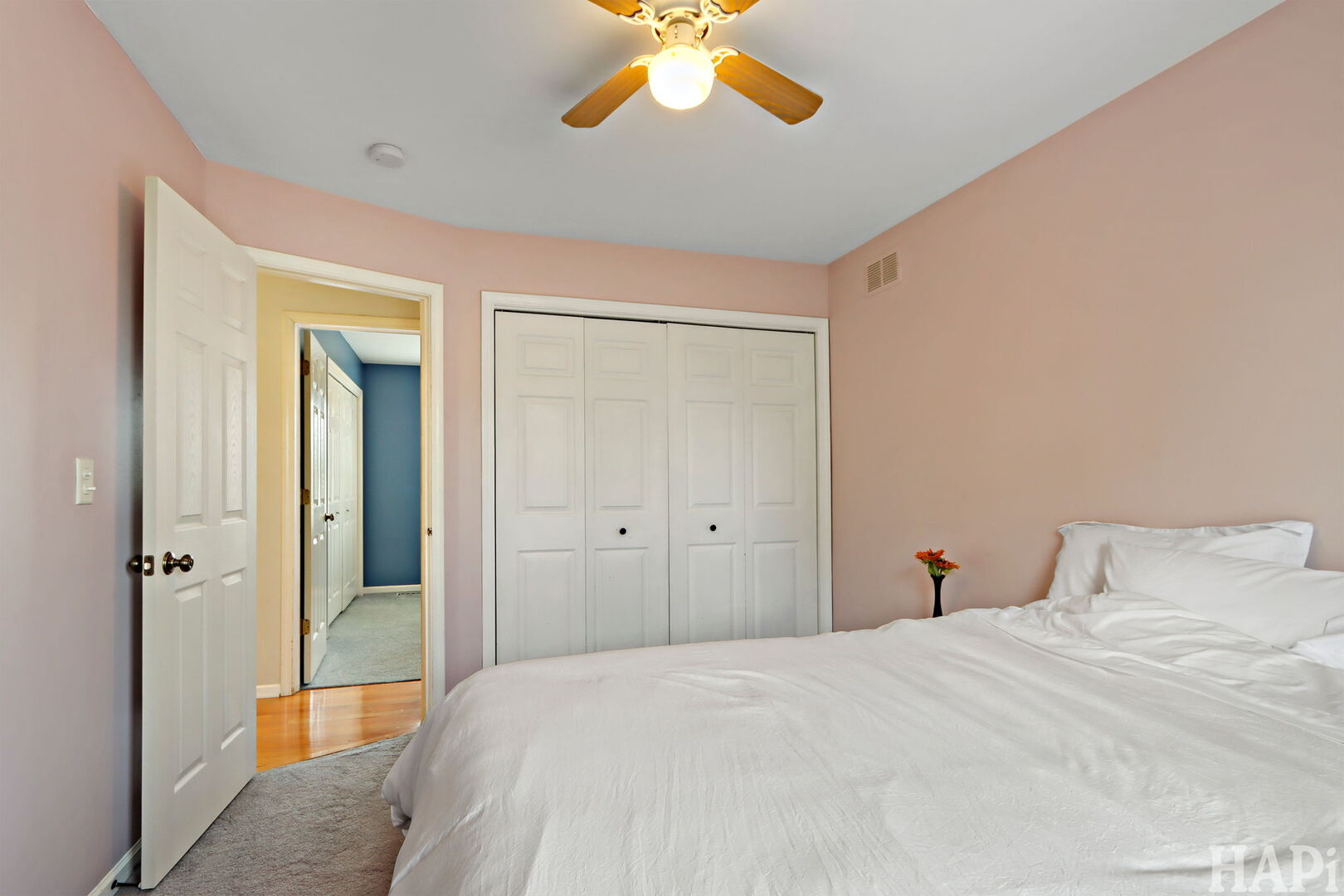 2817 Weld Road, Elgin, IL 60124