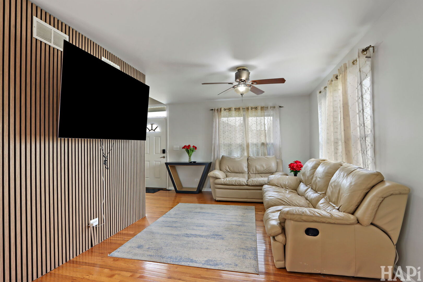 2817 Weld Road, Elgin, IL 60124