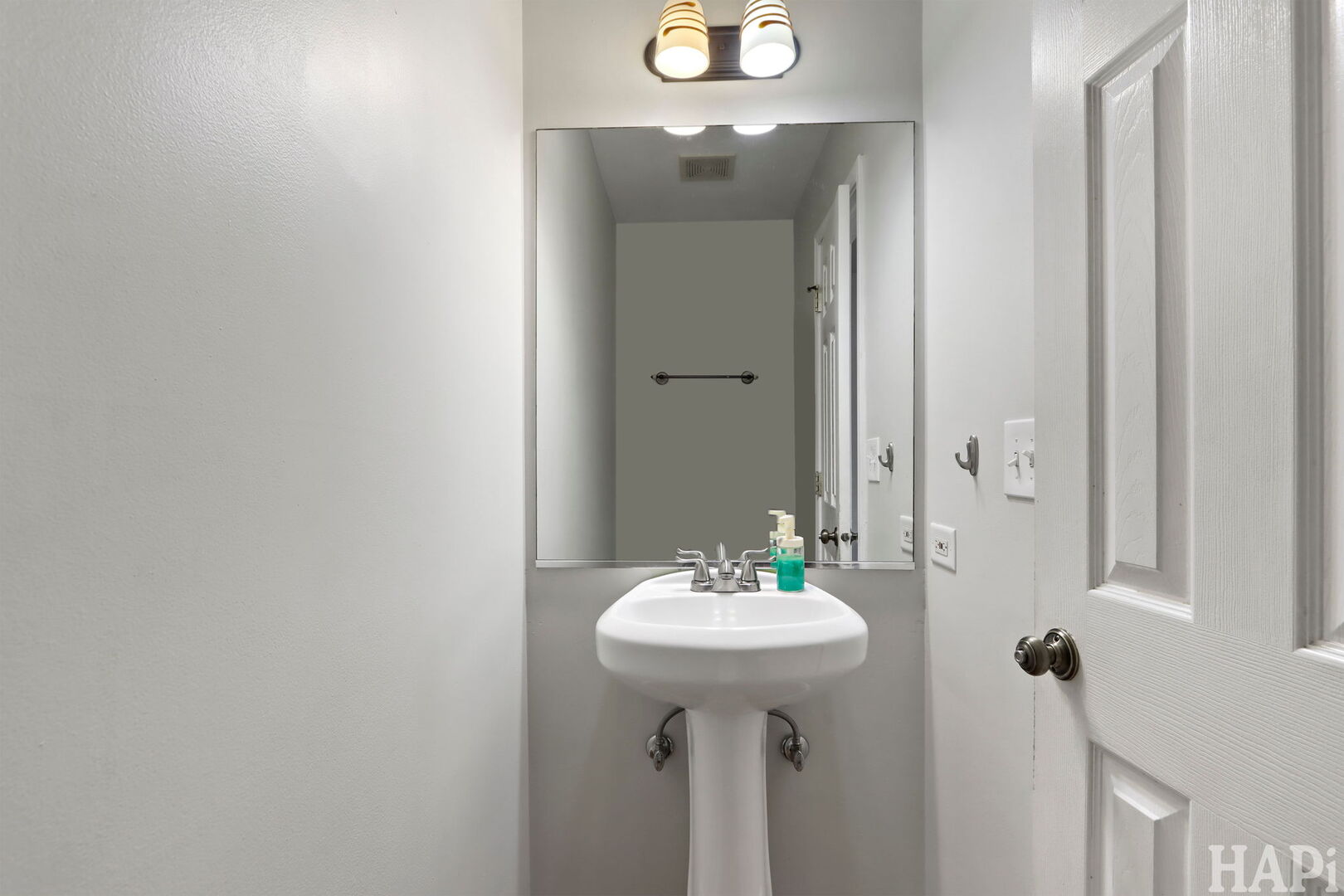 2817 Weld Road, Elgin, IL 60124