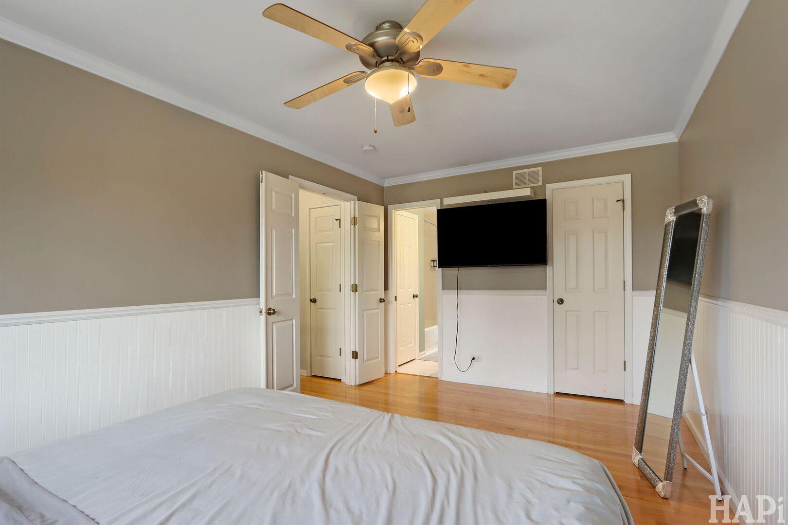 2817 Weld Road, Elgin, IL 60124