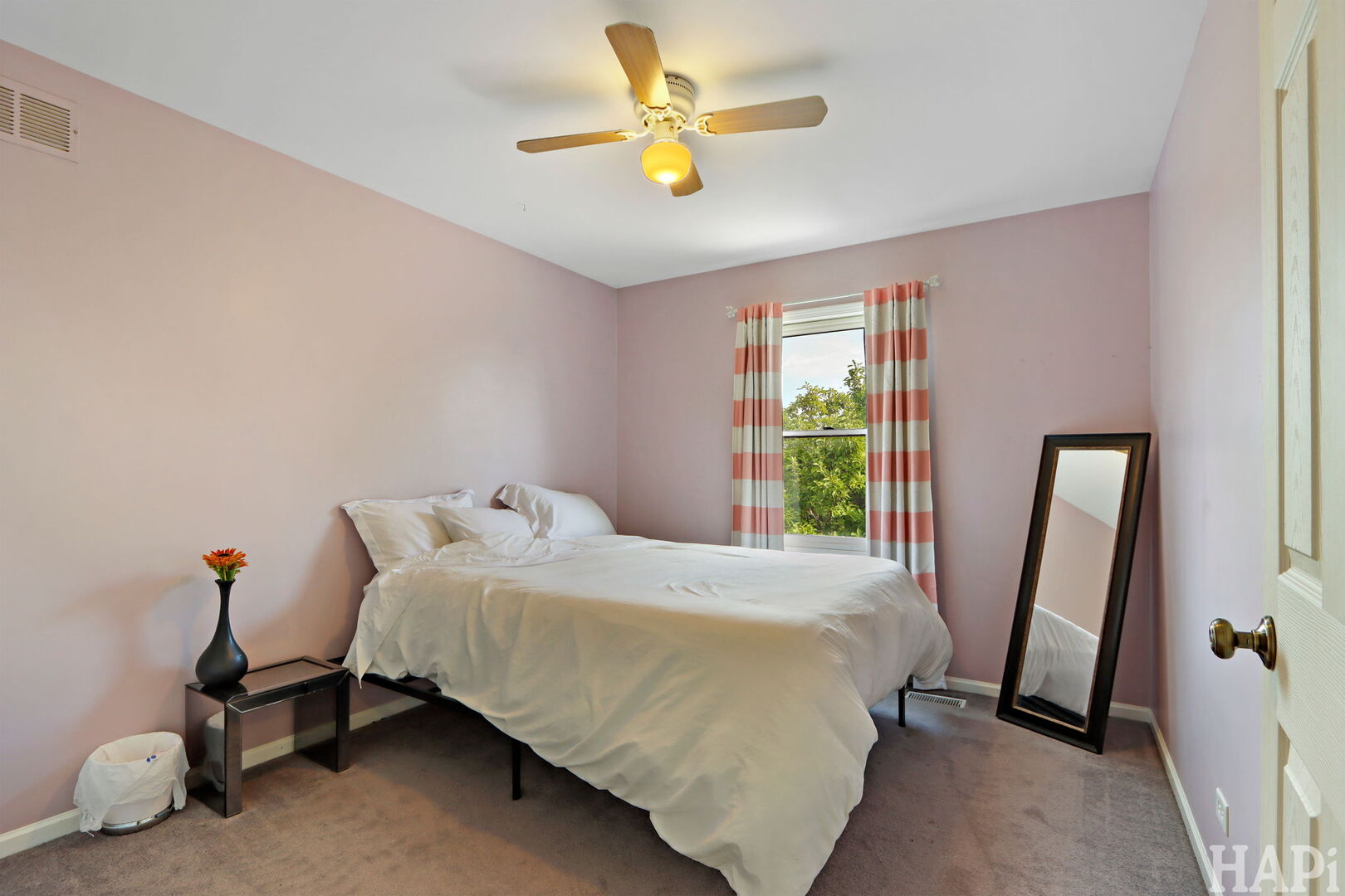 2817 Weld Road, Elgin, IL 60124