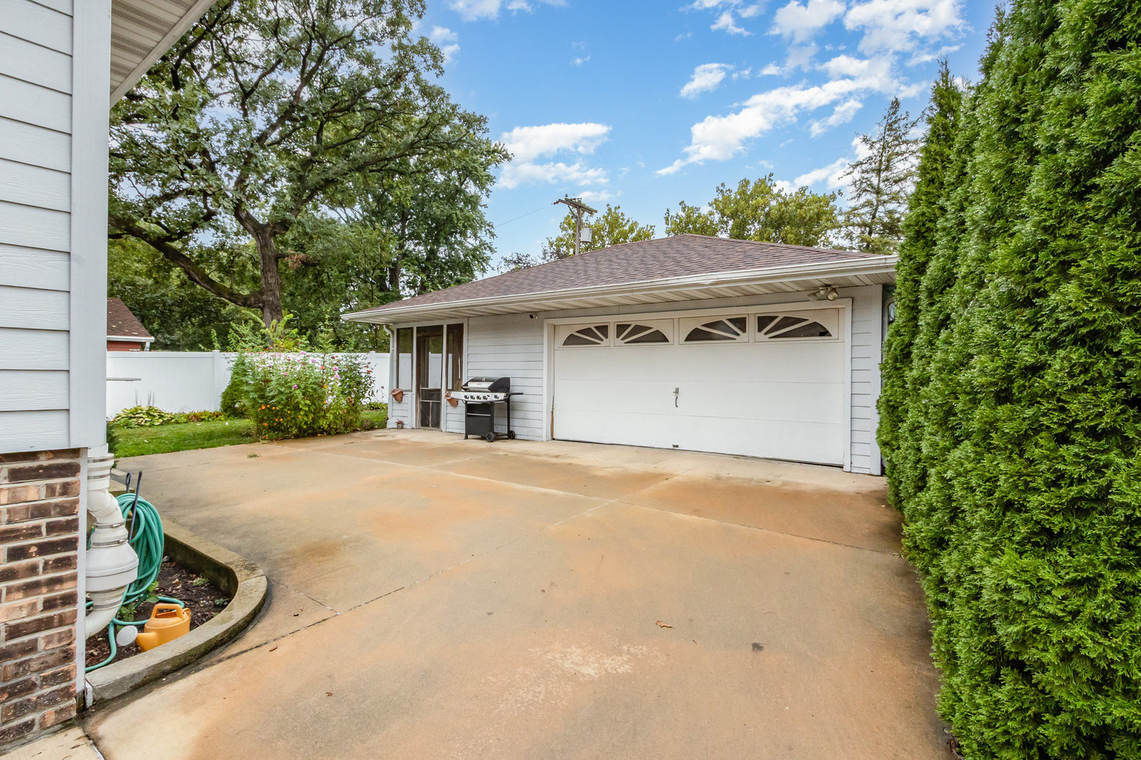 203 Fir Street, New Lenox, IL 60451