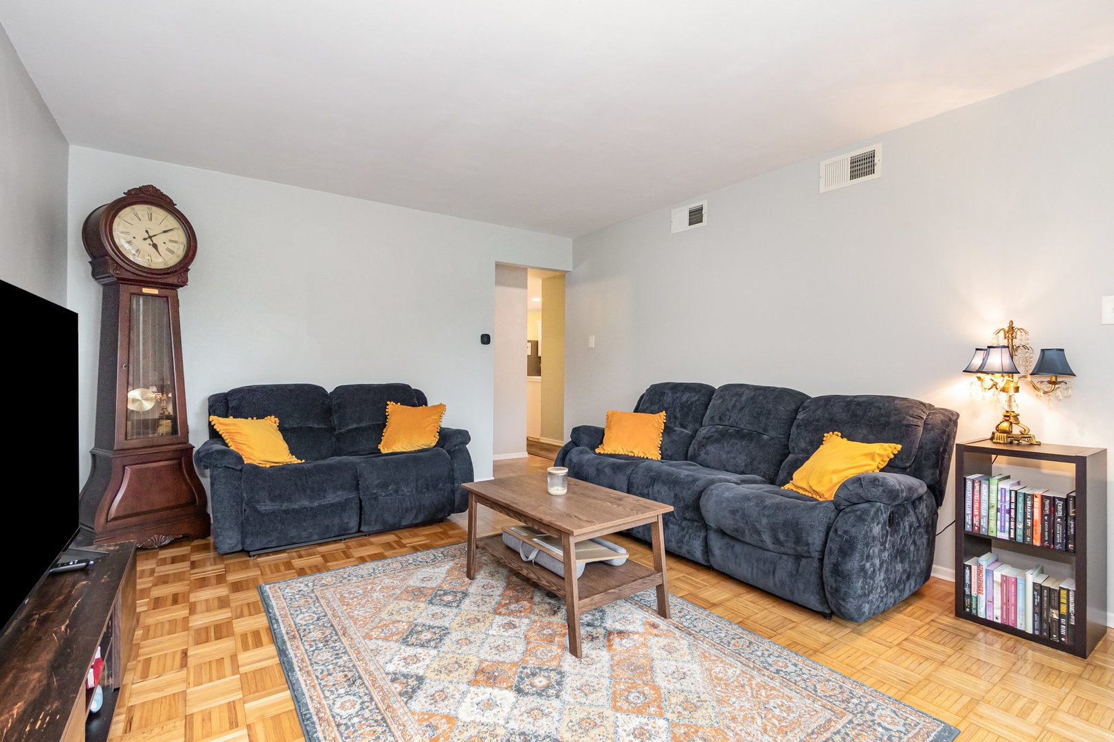 203 Fir Street, New Lenox, IL 60451