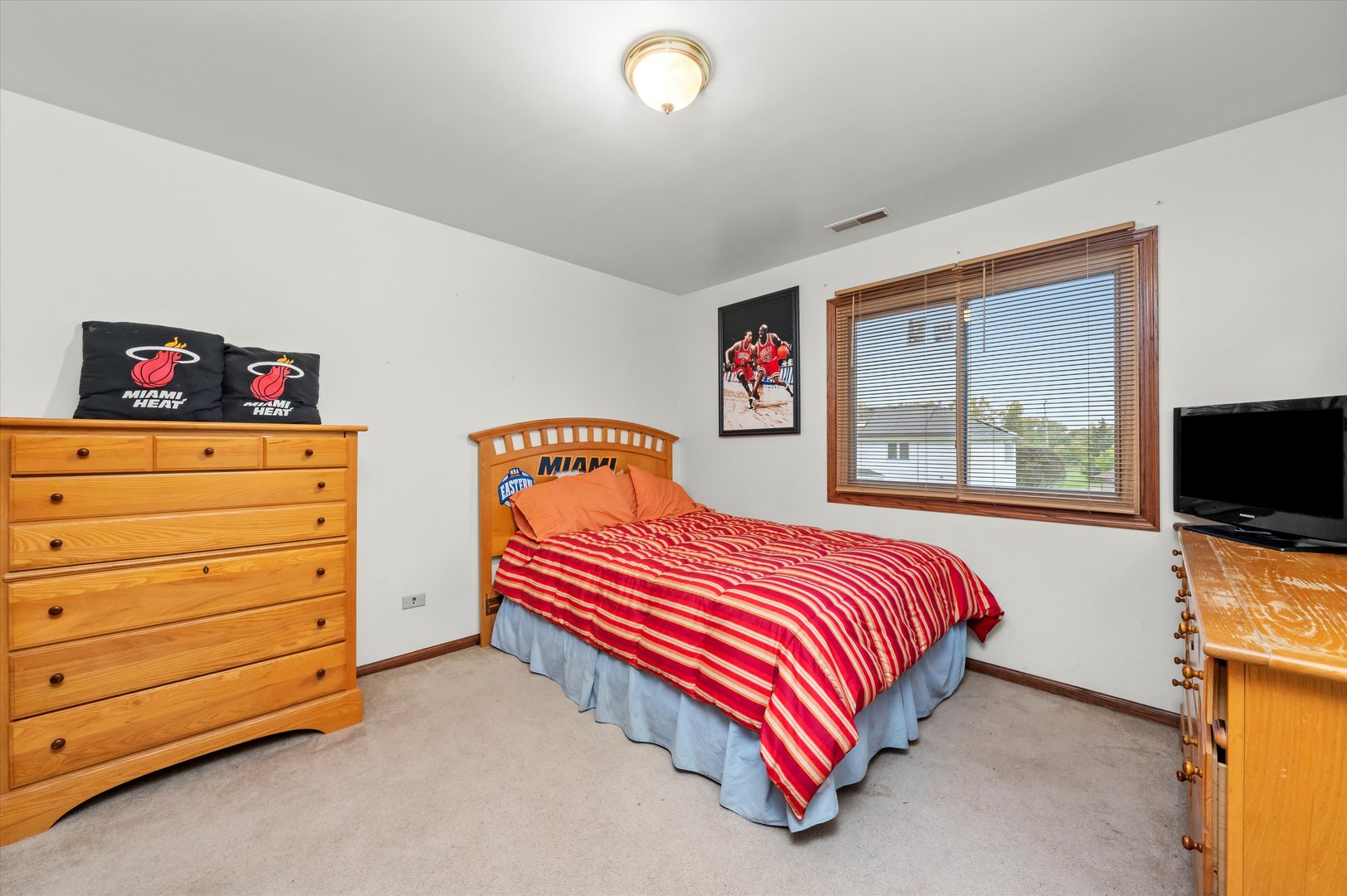 21218 Shannon Avenue, Matteson, IL 60443