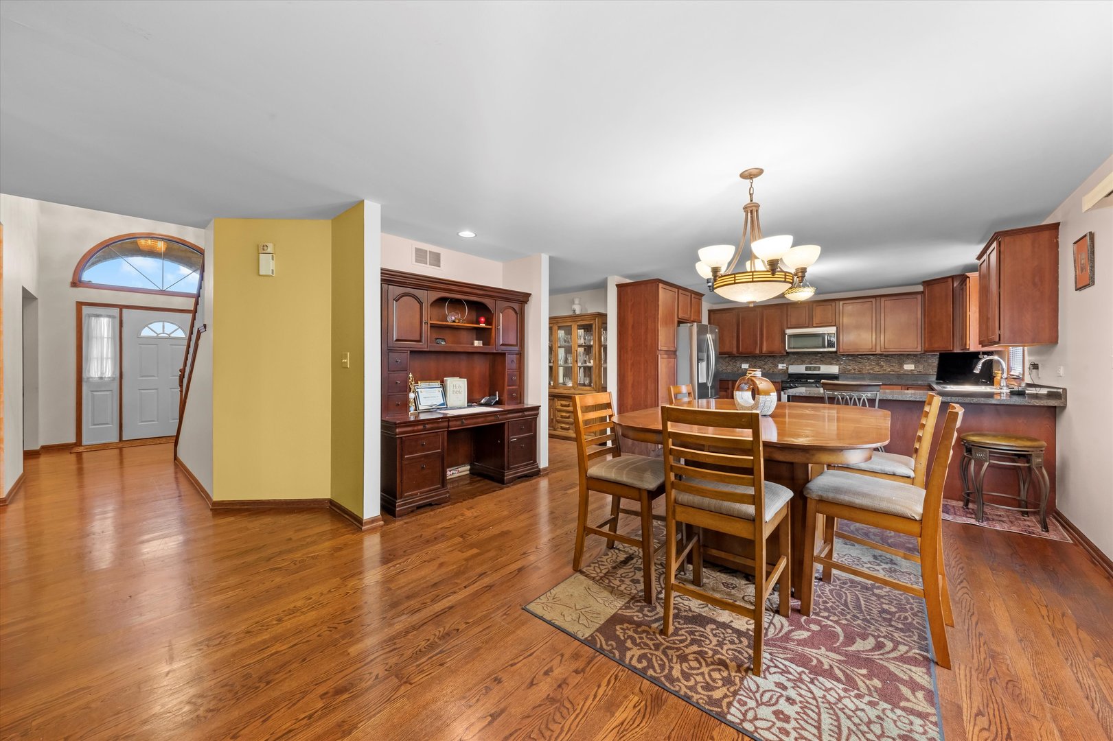 21218 Shannon Avenue, Matteson, IL 60443