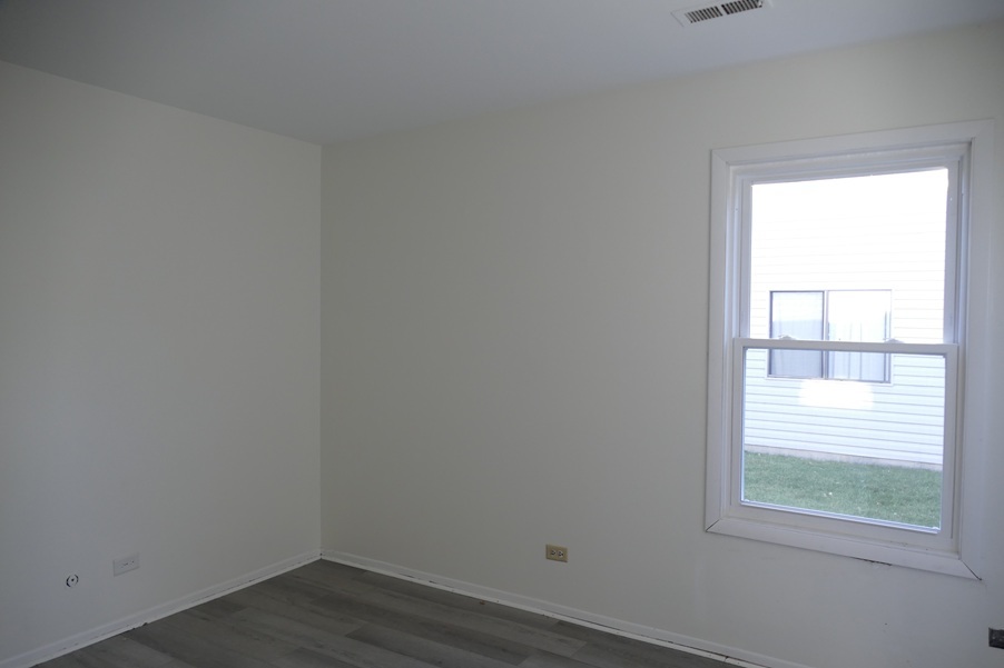 1076 CRESTWOOD Lane, Bolingbrook, IL 60440