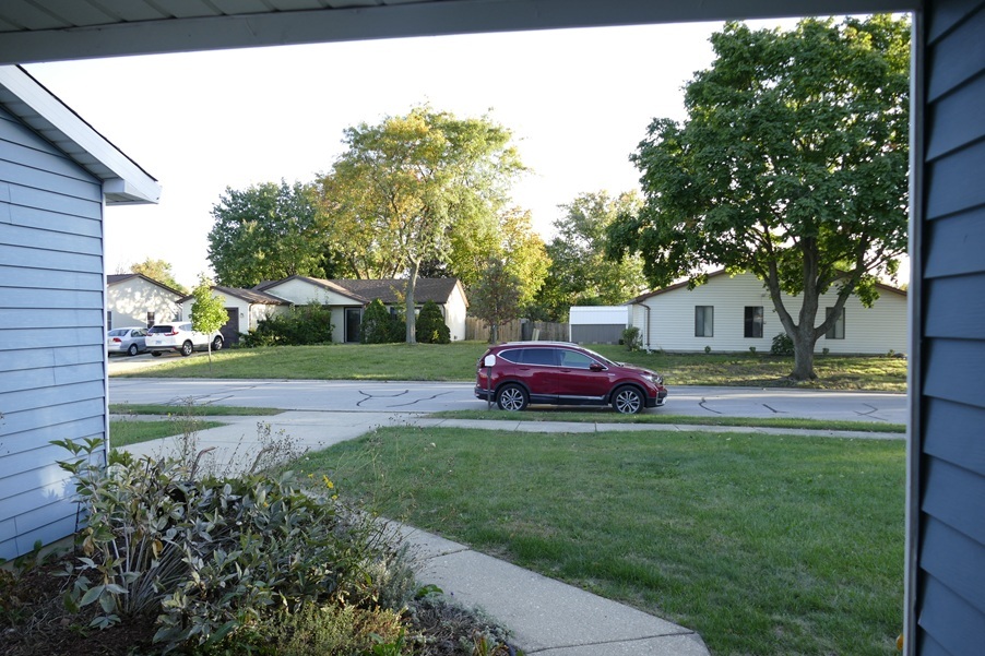 1076 CRESTWOOD Lane, Bolingbrook, IL 60440