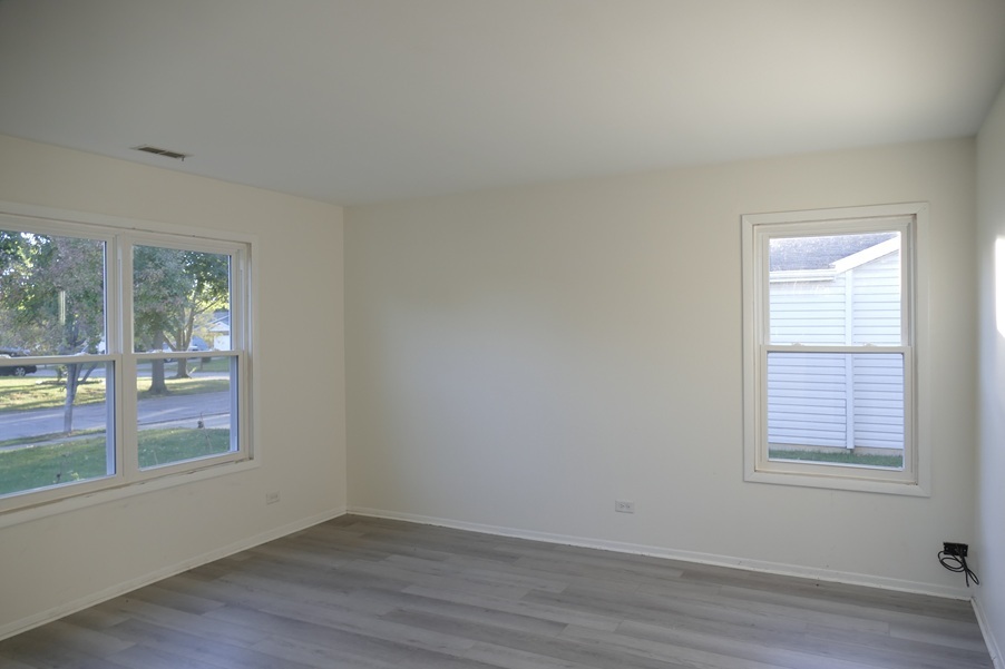 1076 CRESTWOOD Lane, Bolingbrook, IL 60440