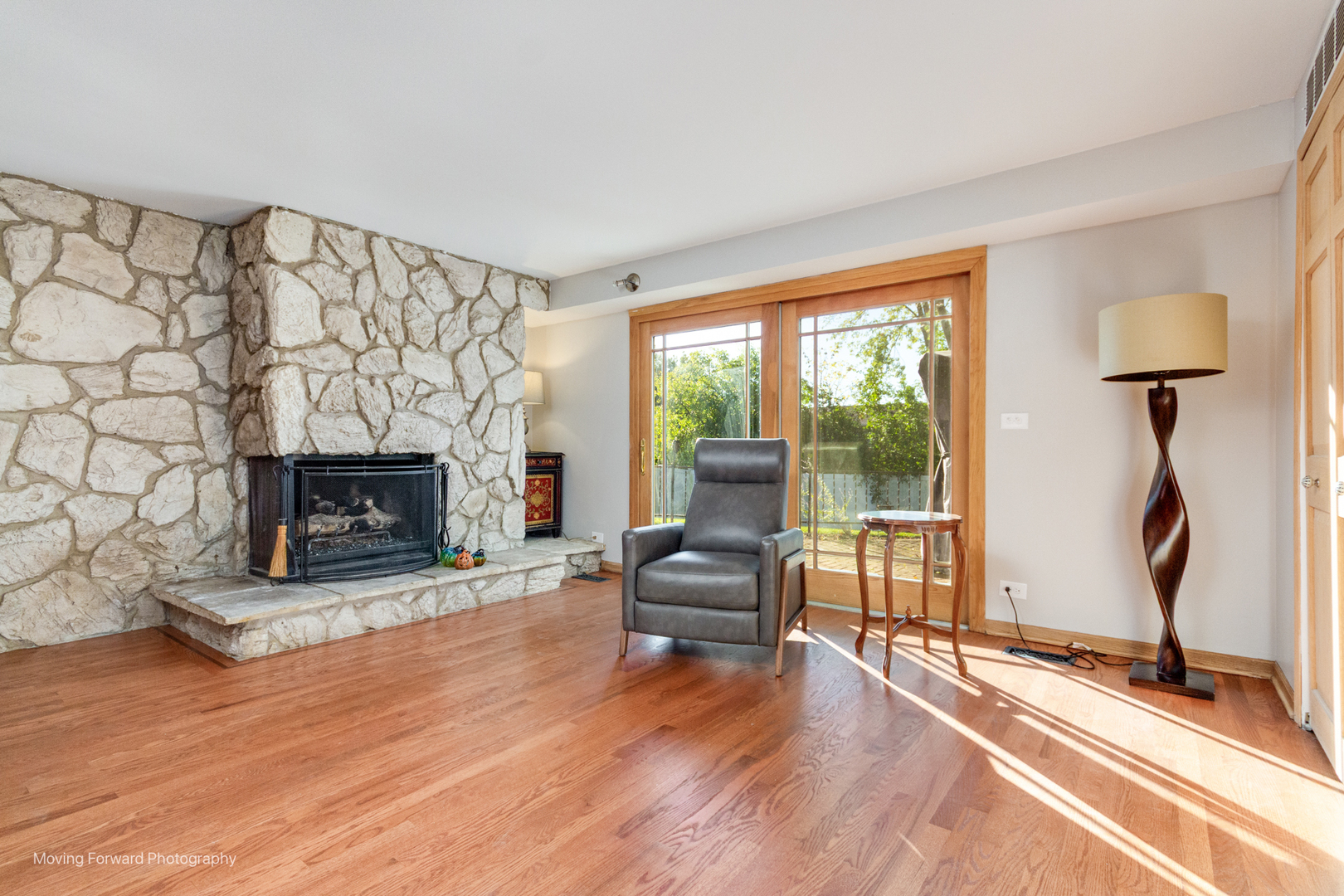 1453 Armstrong Lane, Elk Grove Village, IL 60007