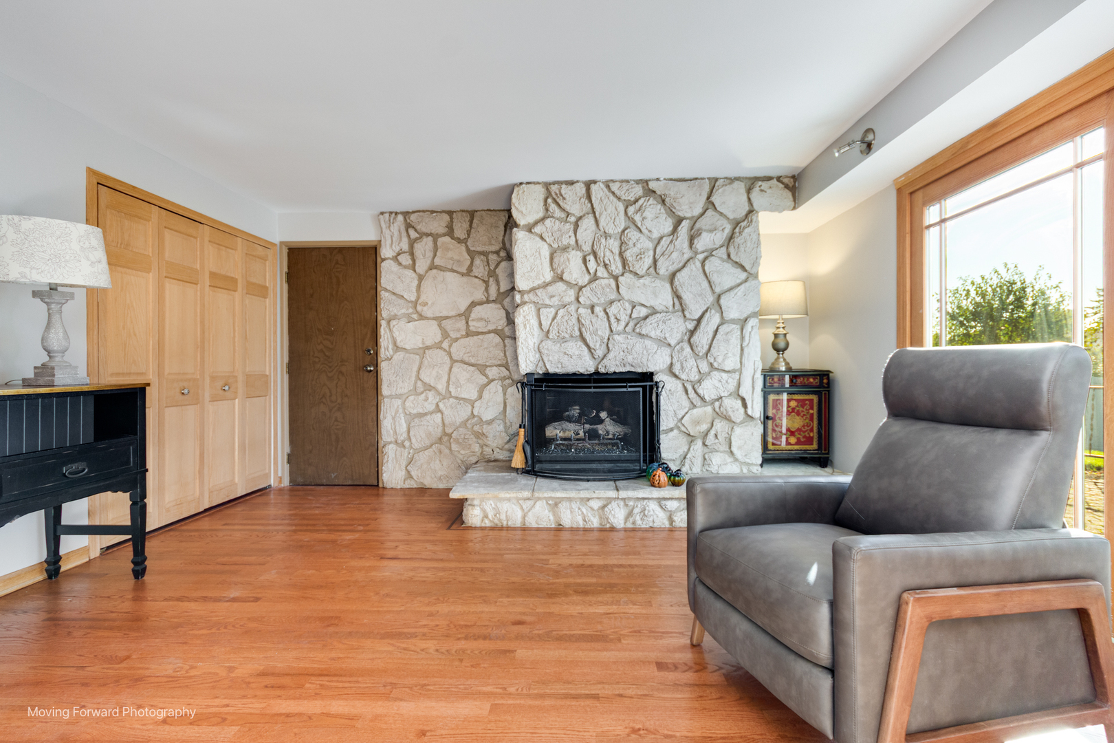 1453 Armstrong Lane, Elk Grove Village, IL 60007