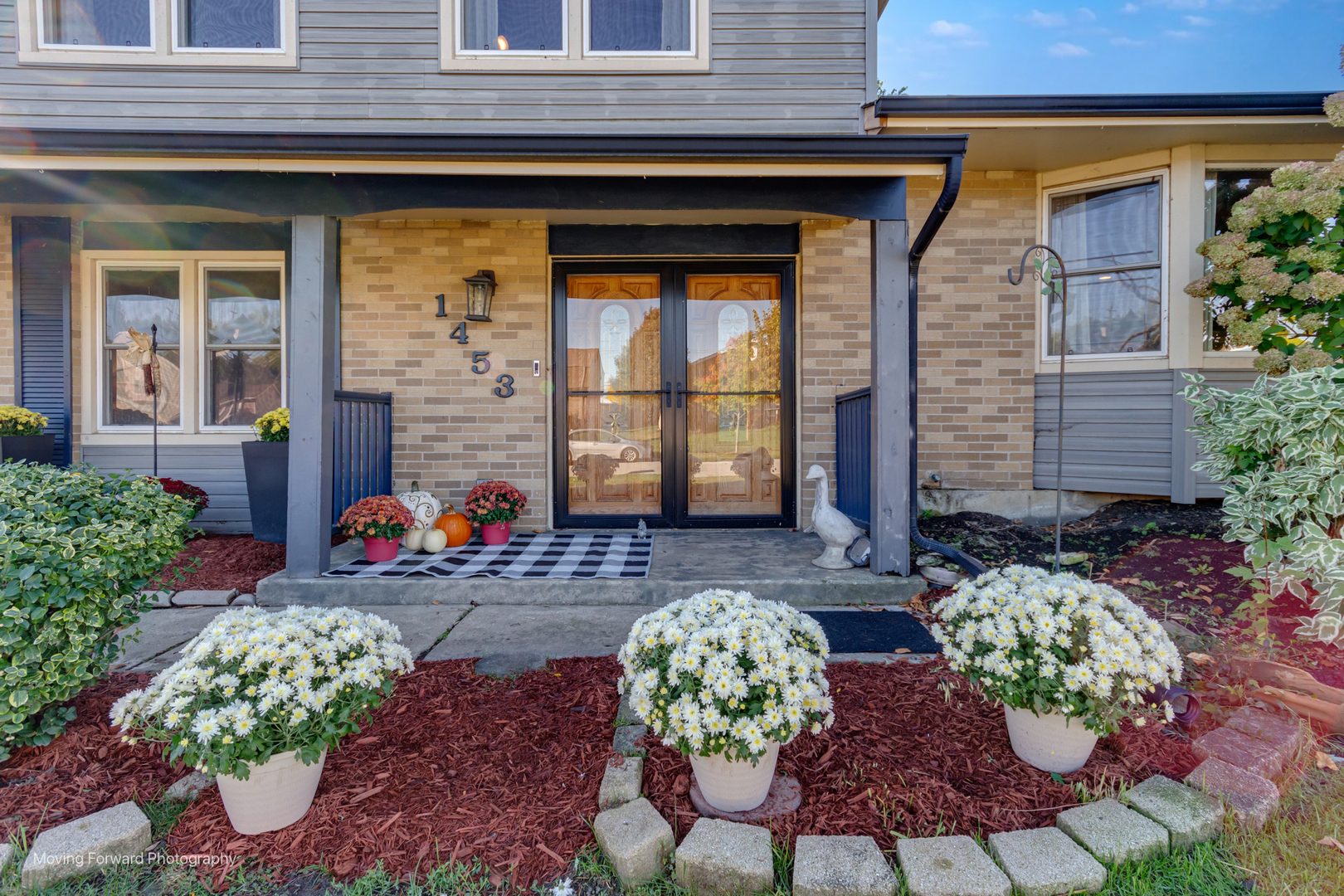 1453 Armstrong Lane, Elk Grove Village, IL 60007