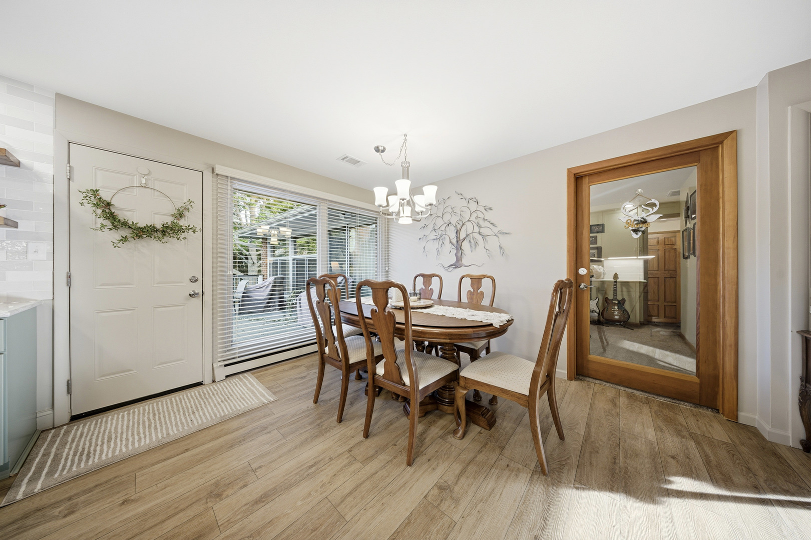 1360 Florence Drive, Sycamore, IL 60178