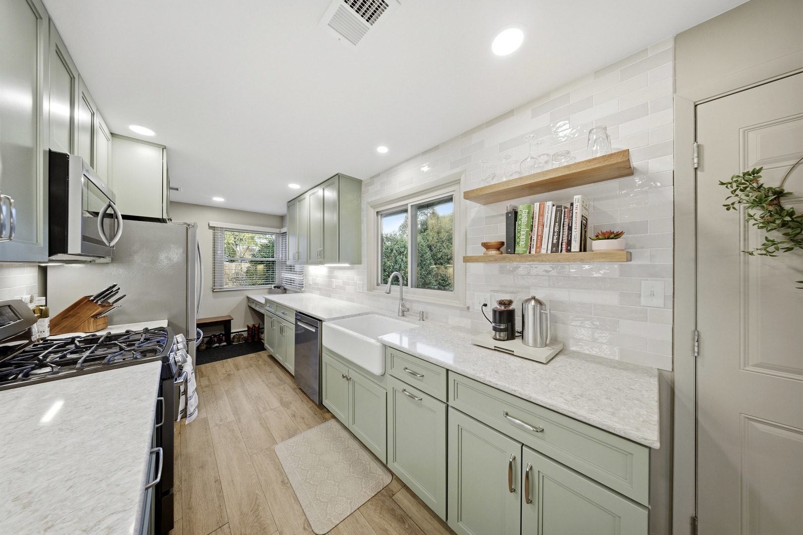 1360 Florence Drive, Sycamore, IL 60178