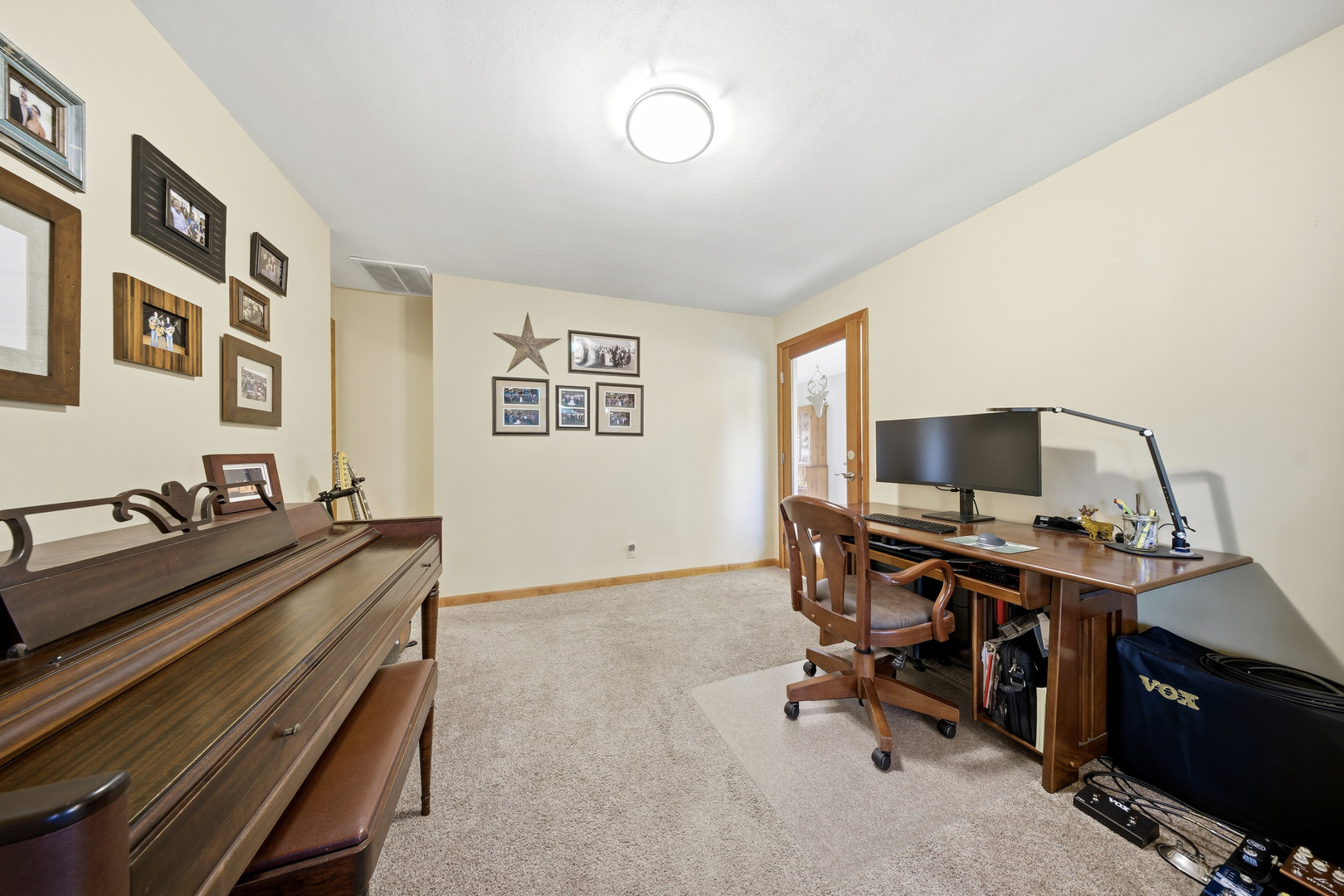 1360 Florence Drive, Sycamore, IL 60178