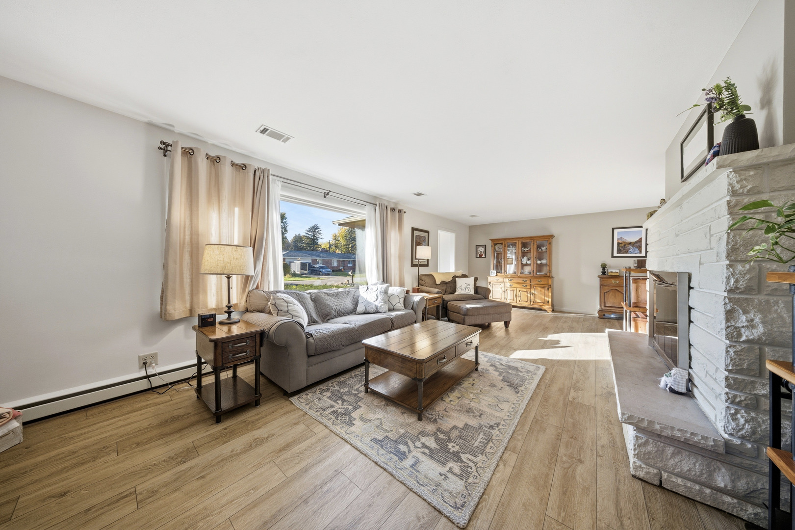 1360 Florence Drive, Sycamore, IL 60178