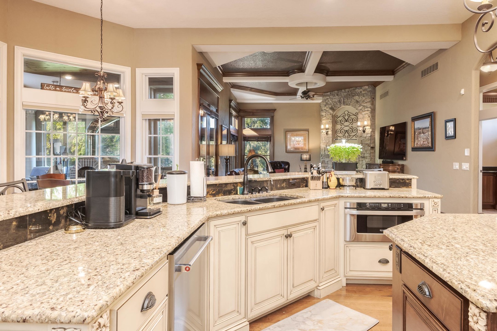 47 Stonebrook Court, Bloomington, IL 61704