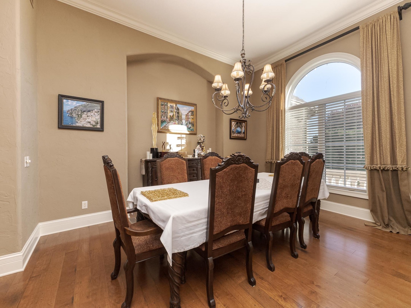 47 Stonebrook Court, Bloomington, IL 61704