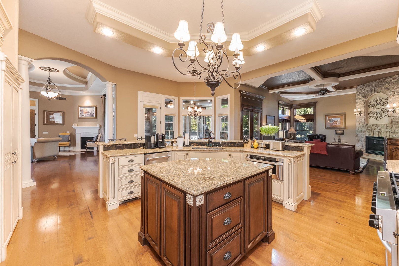 47 Stonebrook Court, Bloomington, IL 61704