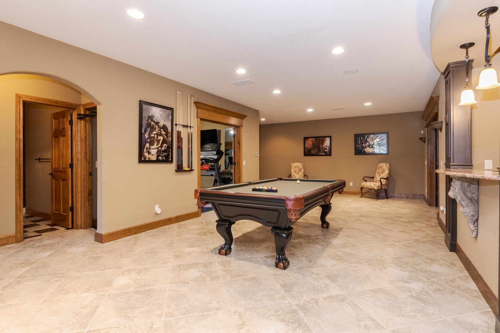 47 Stonebrook Court, Bloomington, IL 61704