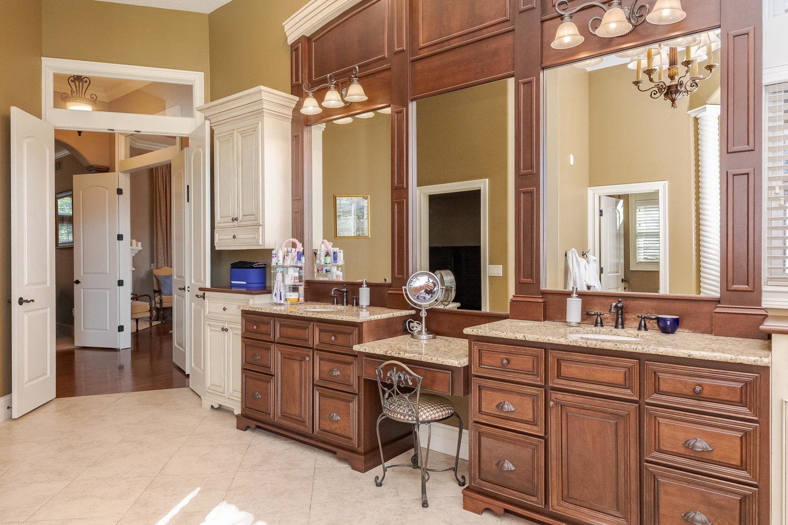 47 Stonebrook Court, Bloomington, IL 61704