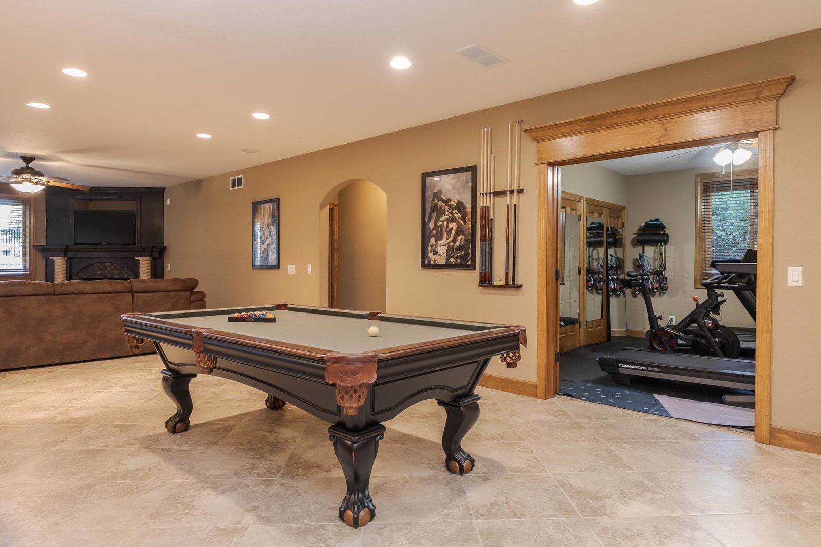 47 Stonebrook Court, Bloomington, IL 61704