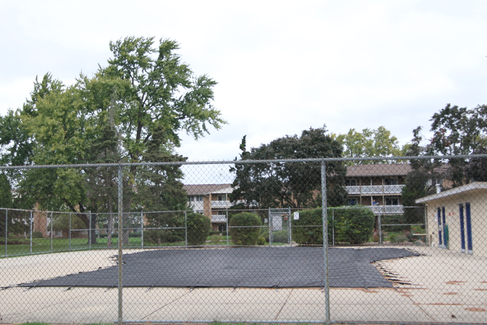 960 Beau Drive #109, Des Plaines, IL 60016