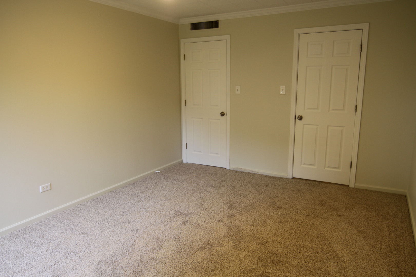 960 Beau Drive #109, Des Plaines, IL 60016