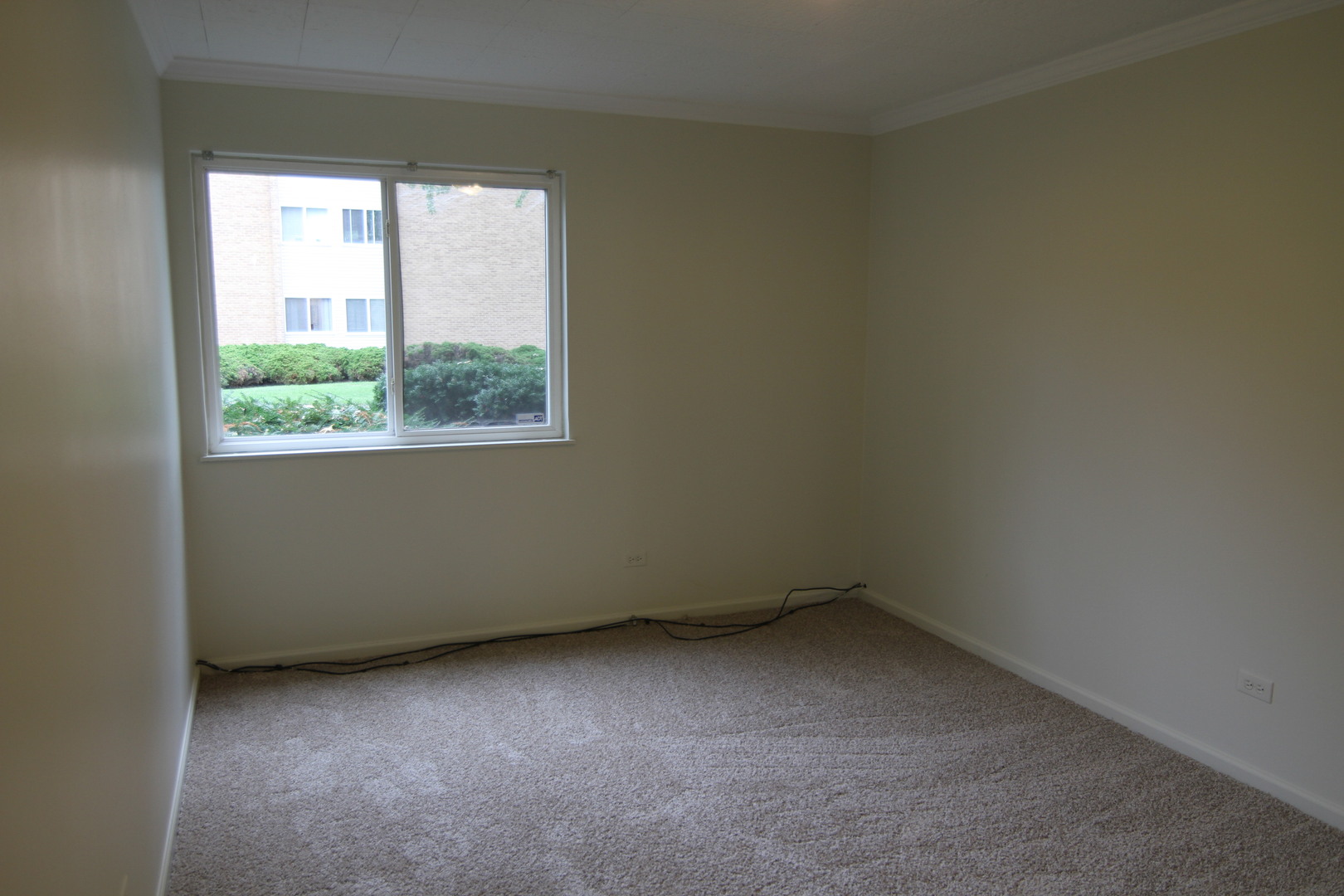 960 Beau Drive #109, Des Plaines, IL 60016