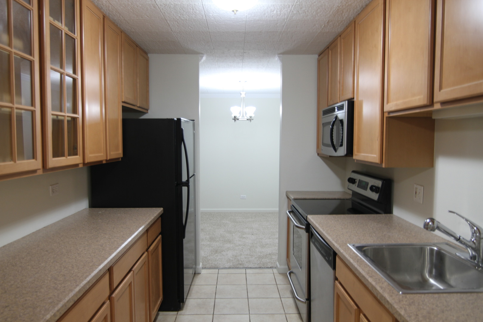 960 Beau Drive #109, Des Plaines, IL 60016