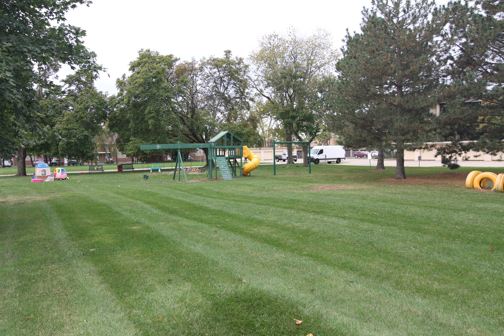 960 Beau Drive #109, Des Plaines, IL 60016