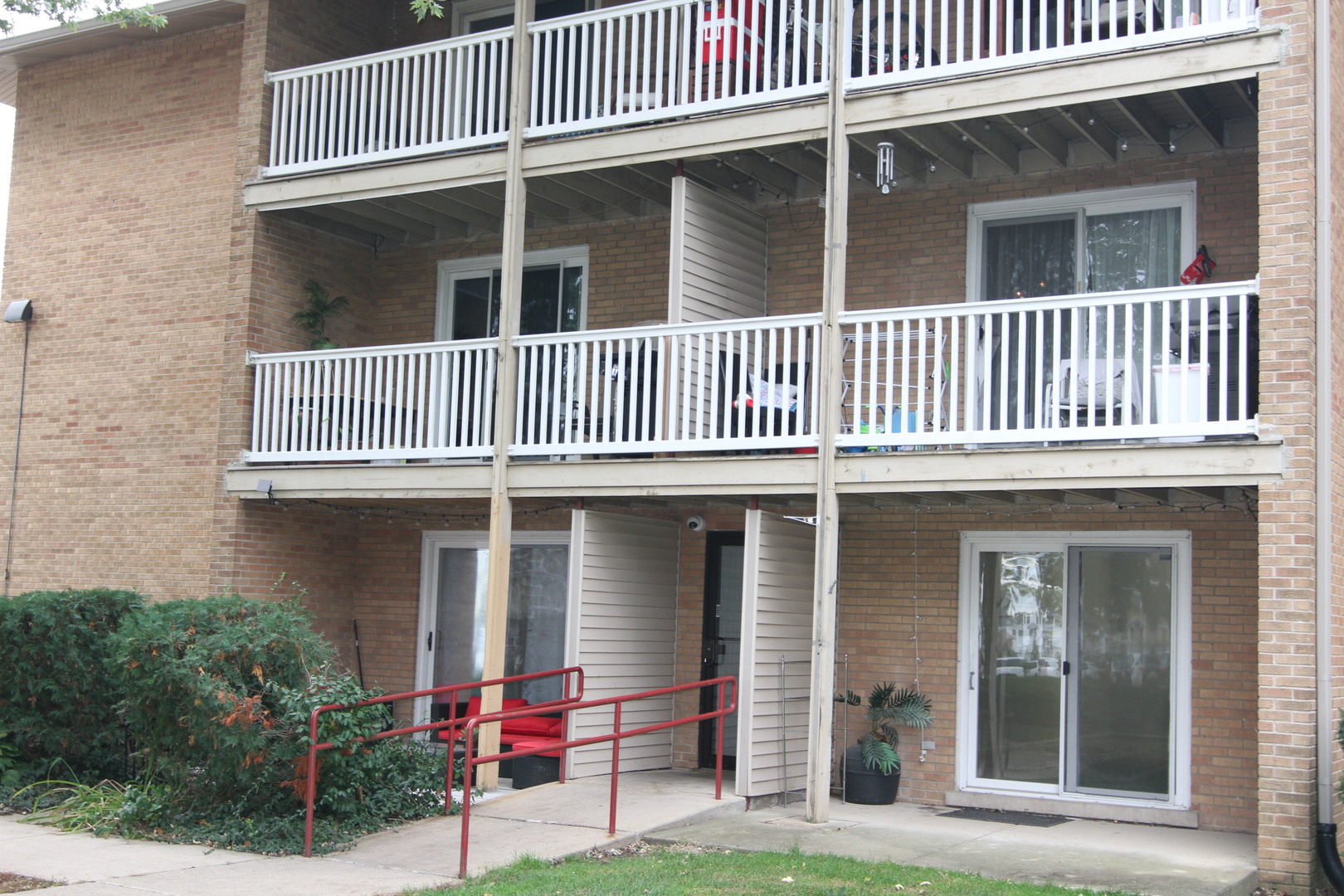 960 Beau Drive #109, Des Plaines, IL 60016