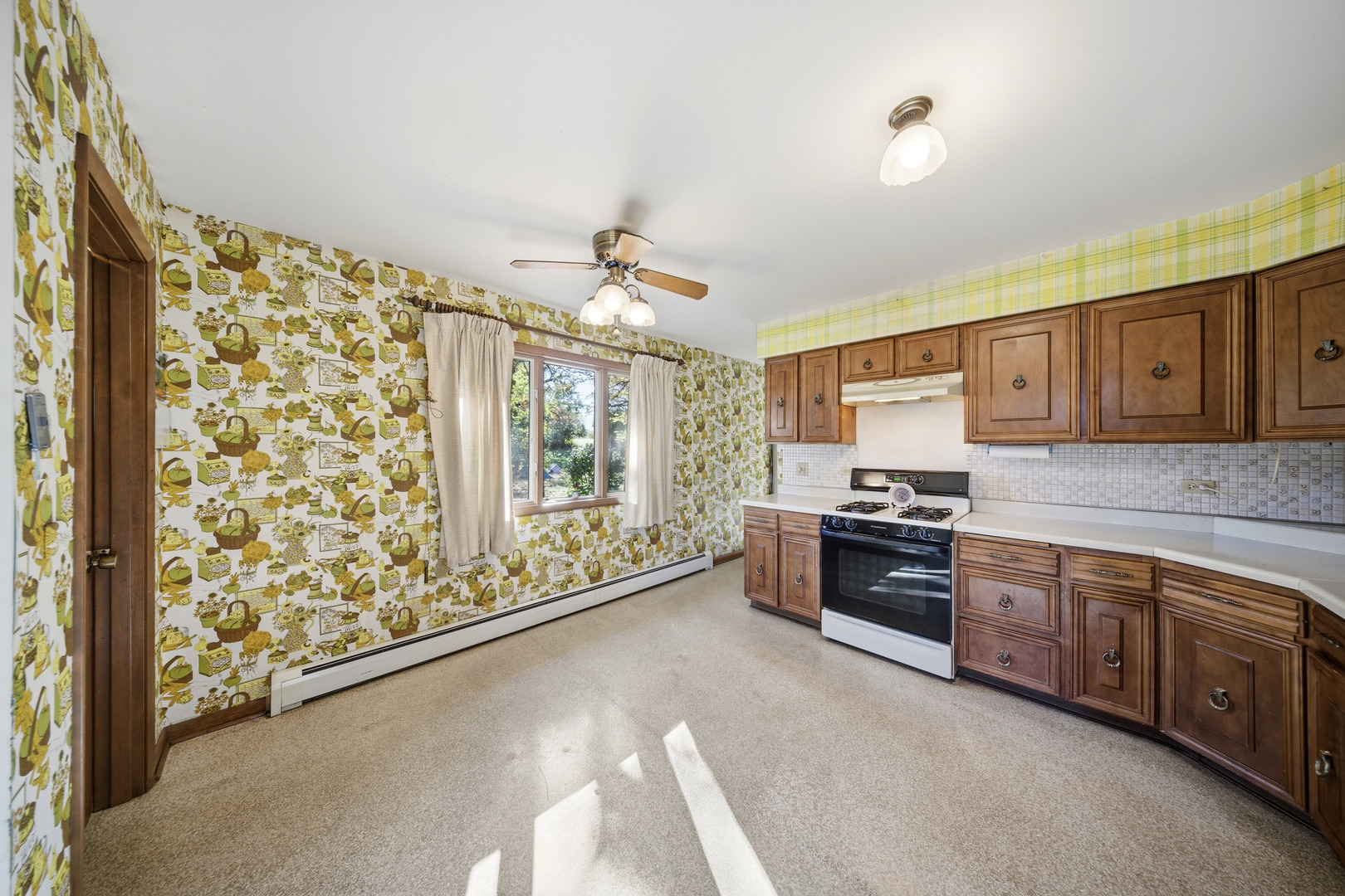 3805 Klasen Road, Cary, IL 60013