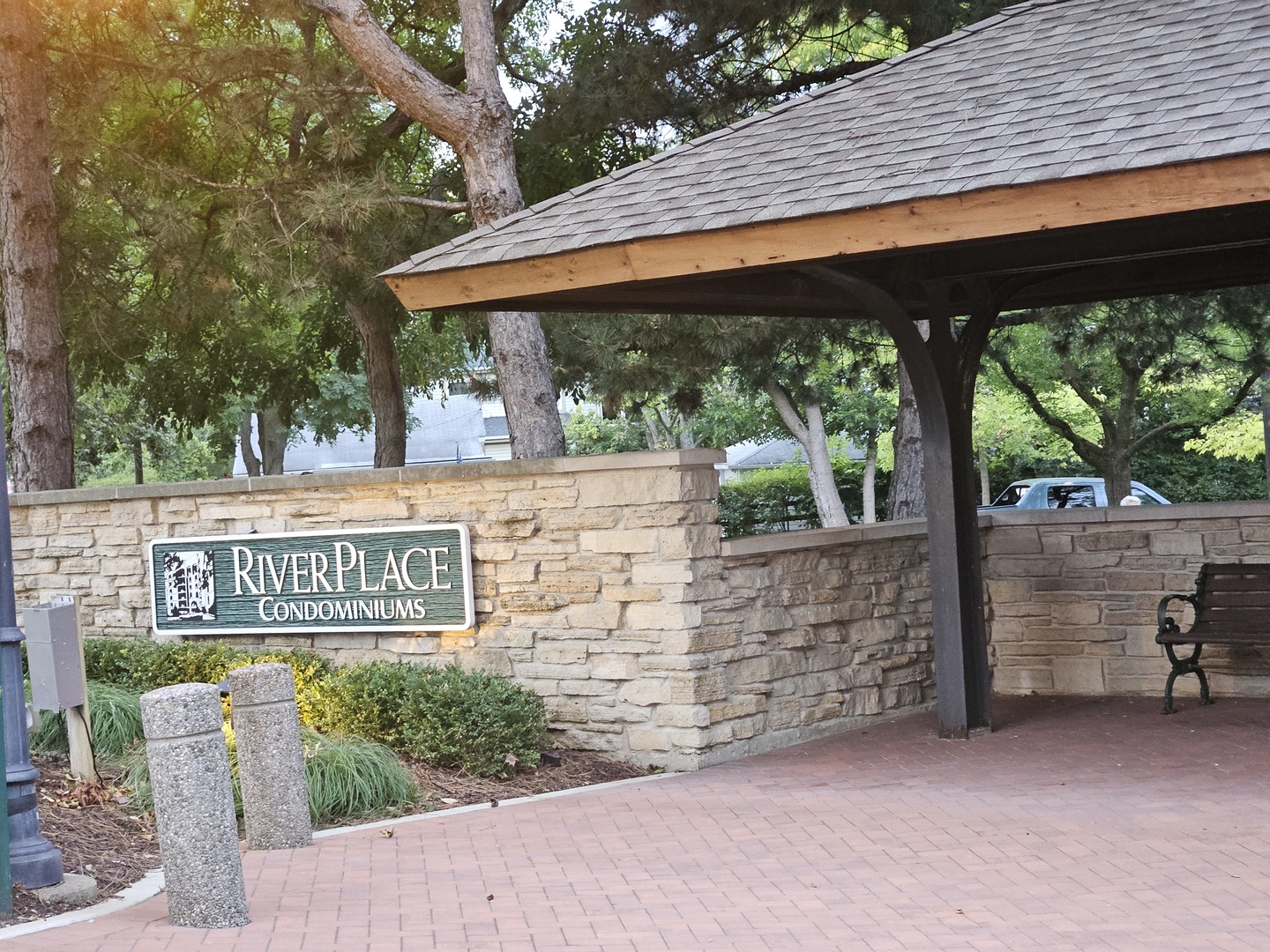 511 Aurora Avenue #414, Naperville, IL 60540