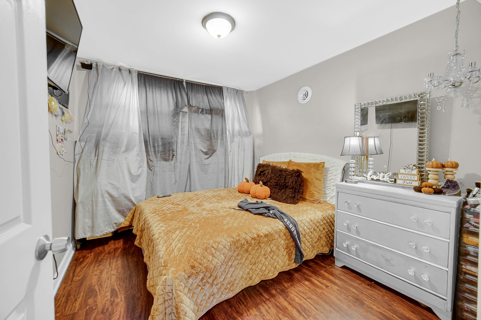 2078 N 17th Avenue, Melrose Park, IL 60160