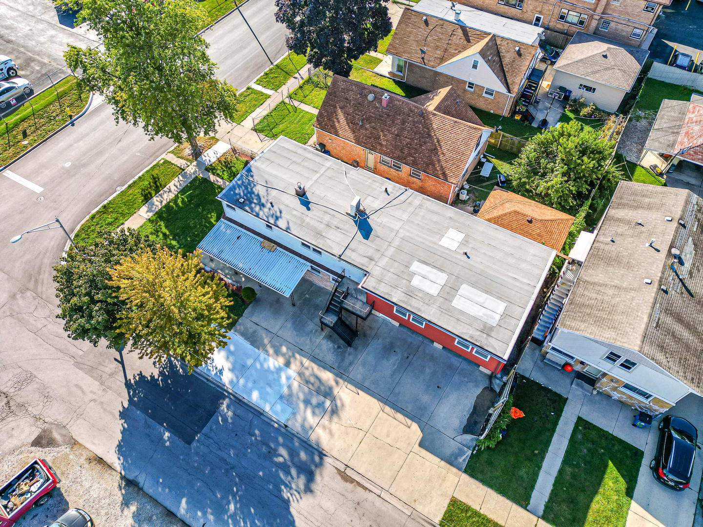 2078 N 17th Avenue, Melrose Park, IL 60160