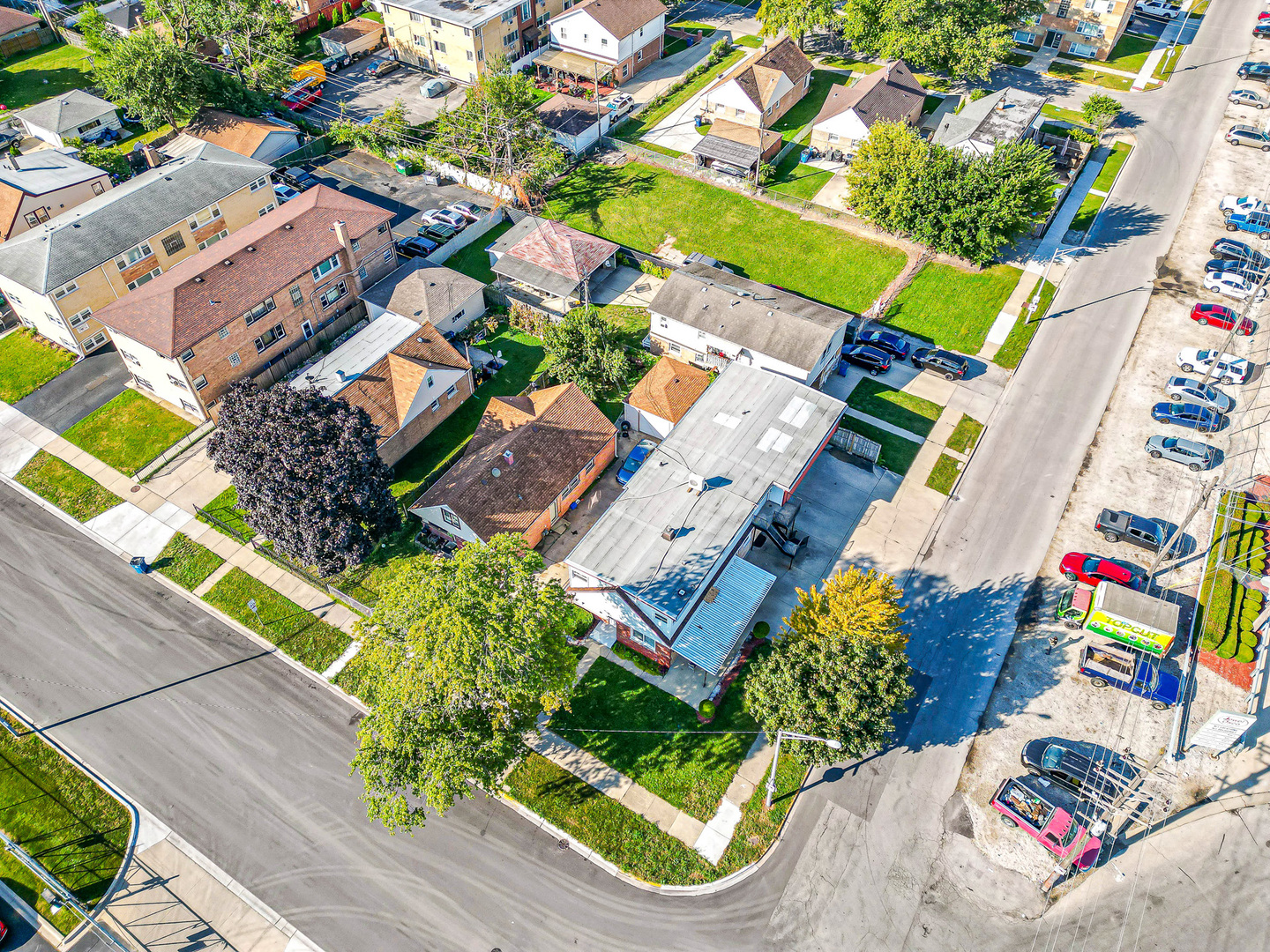 2078 N 17th Avenue, Melrose Park, IL 60160