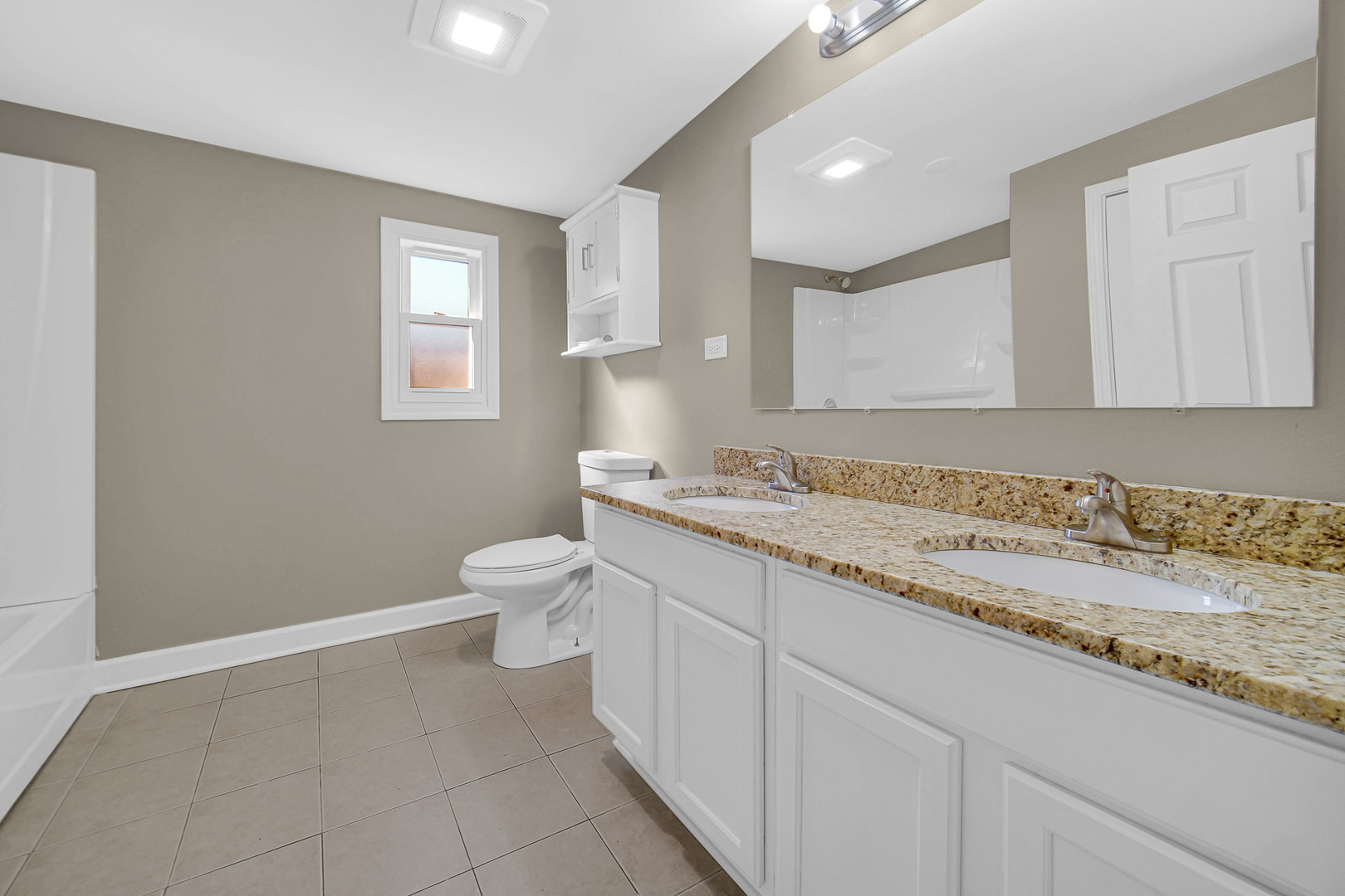 2078 N 17th Avenue, Melrose Park, IL 60160