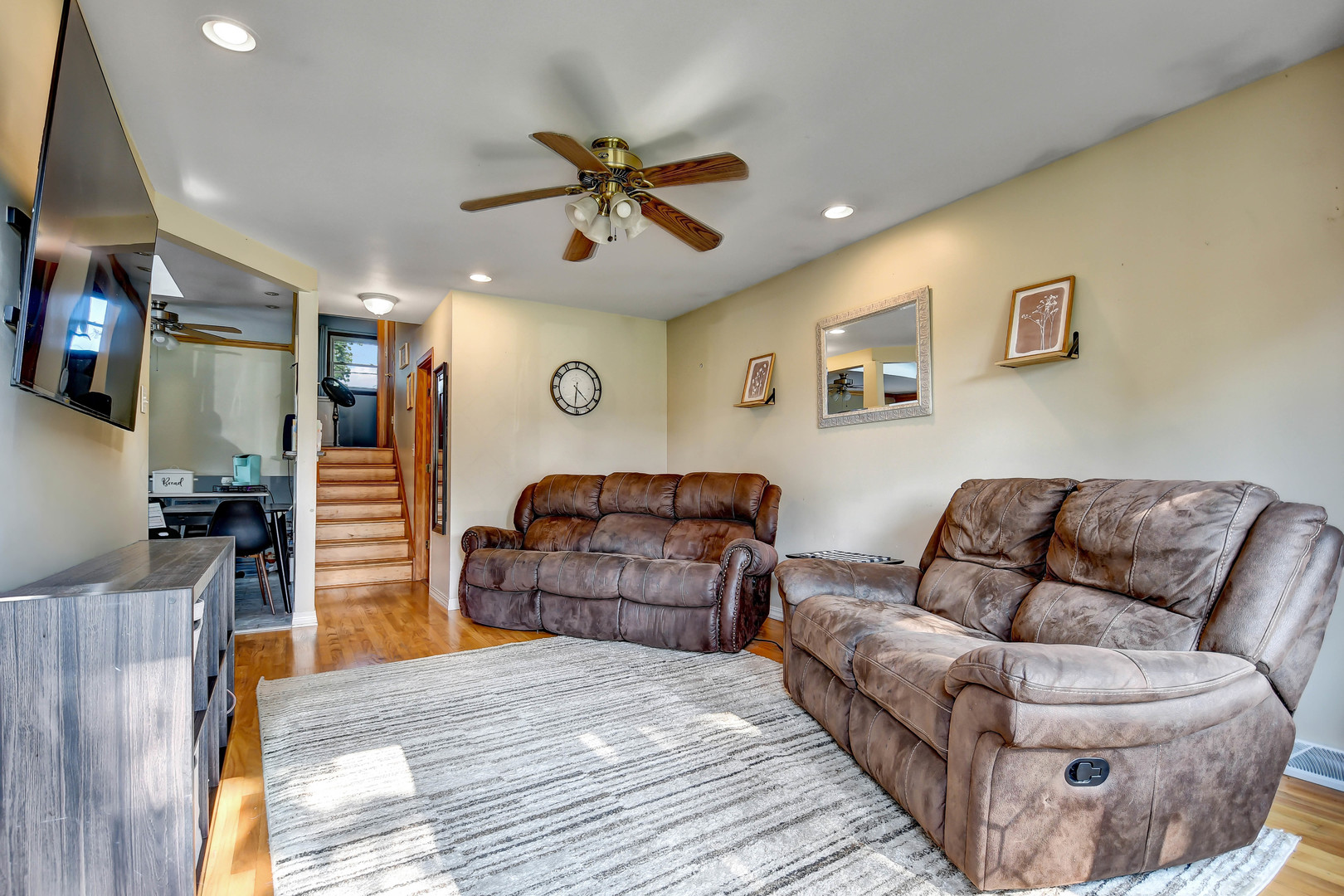 13533 Short Drive, Crestwood, IL 60418