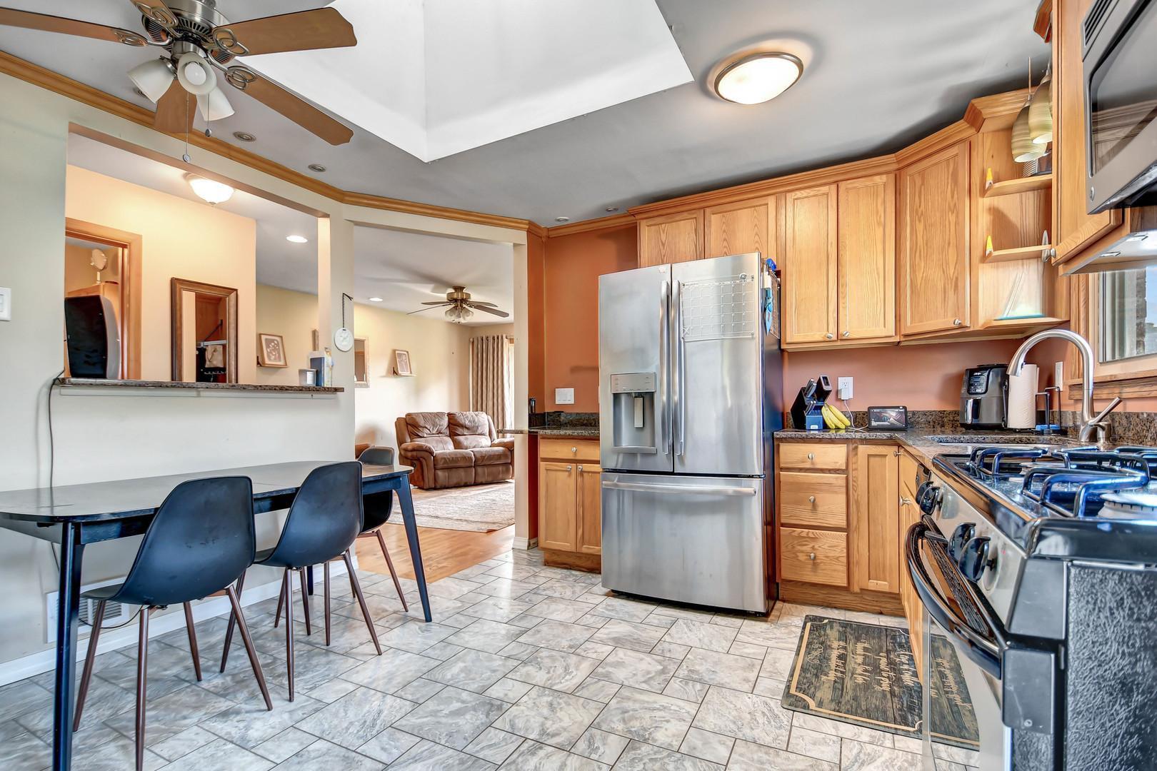 13533 Short Drive, Crestwood, IL 60418