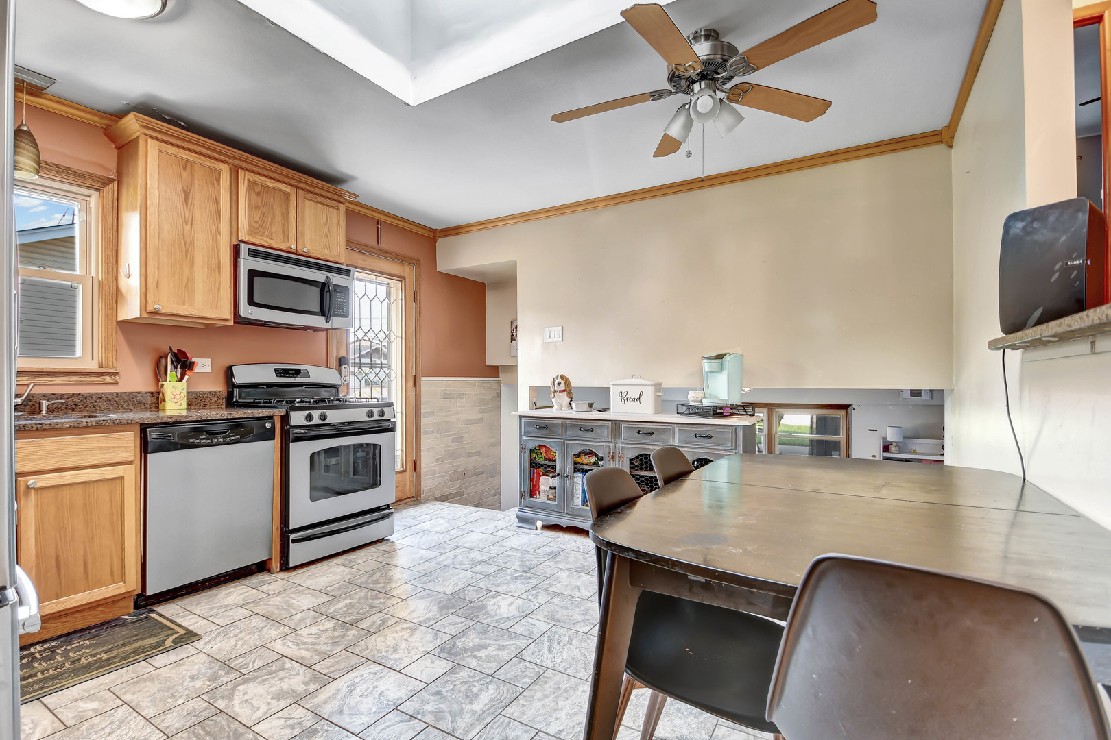 13533 Short Drive, Crestwood, IL 60418