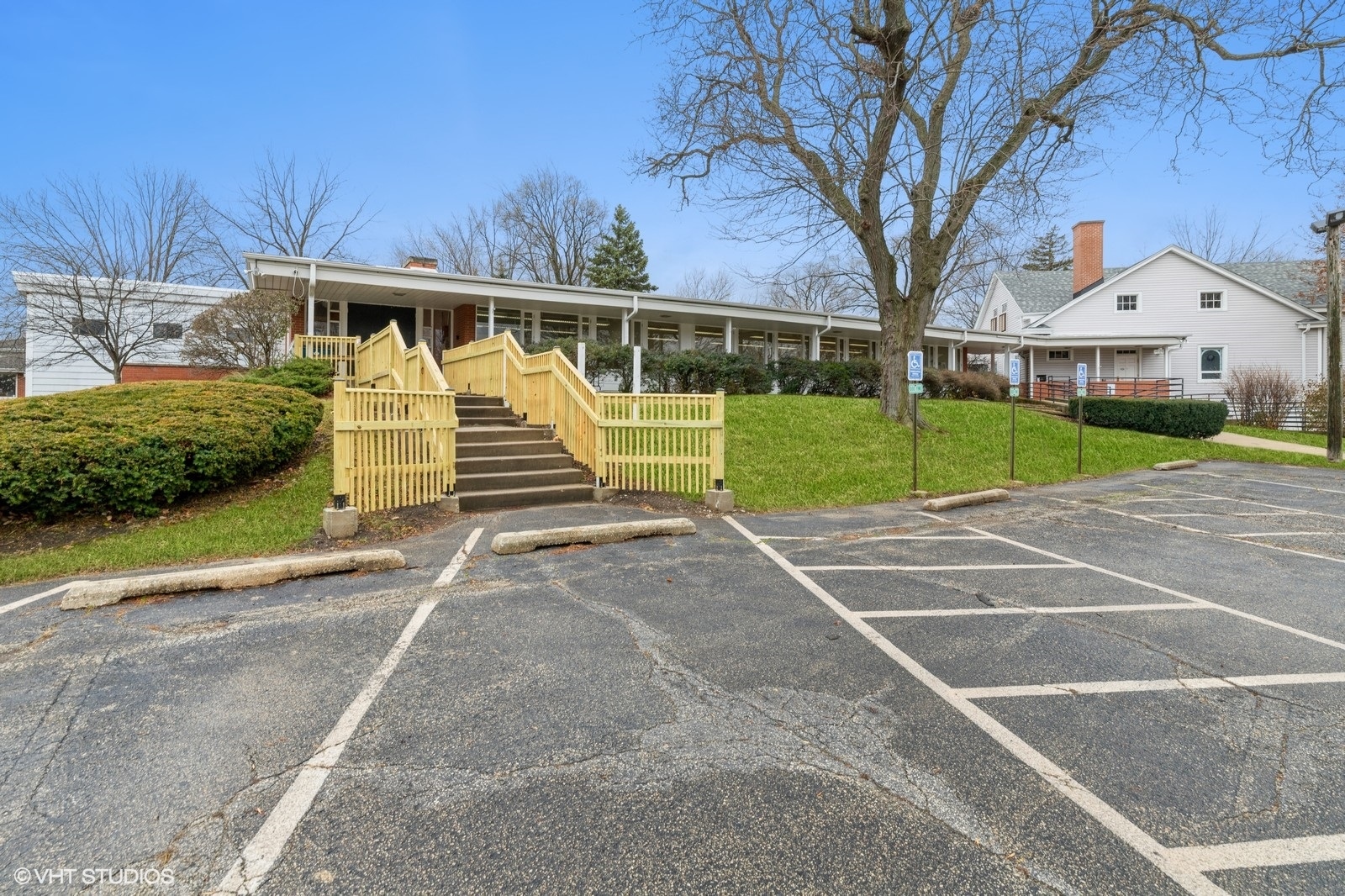 501 S Emerson Street, Mount Prospect, IL 60056