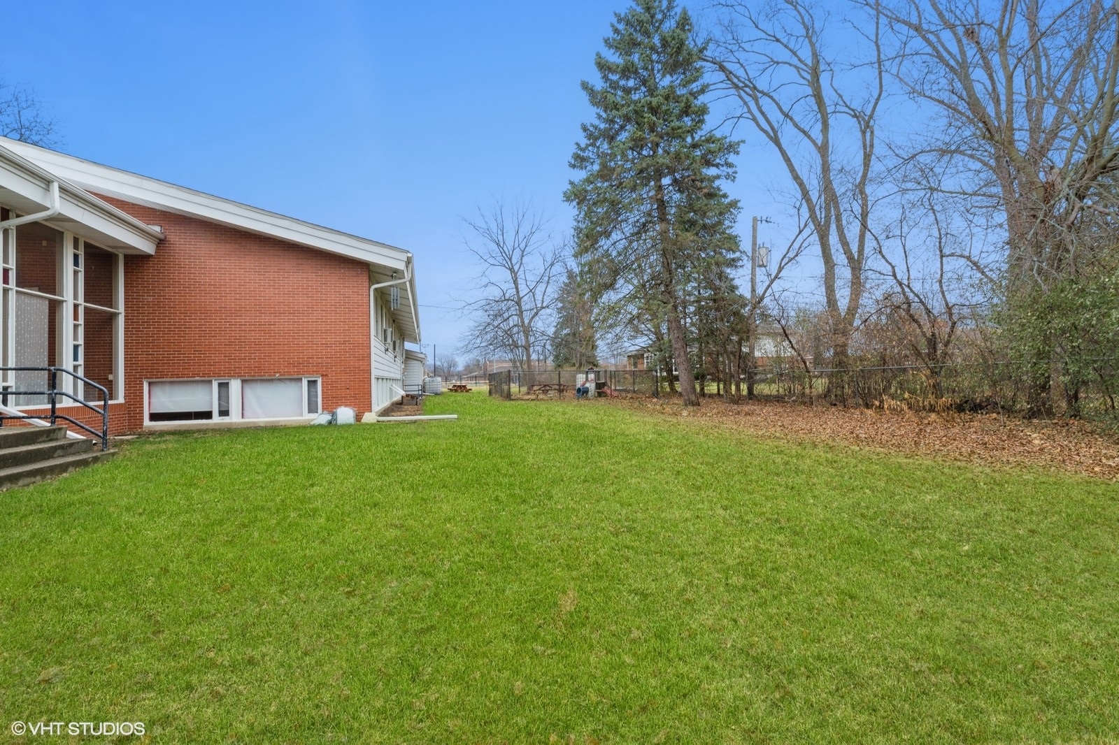 501 S Emerson Street, Mount Prospect, IL 60056