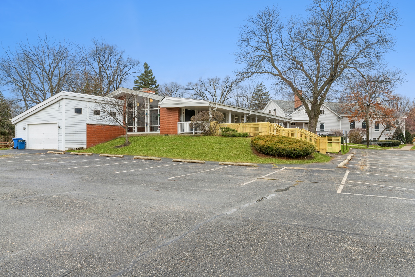 501 S Emerson Street, Mount Prospect, IL 60056