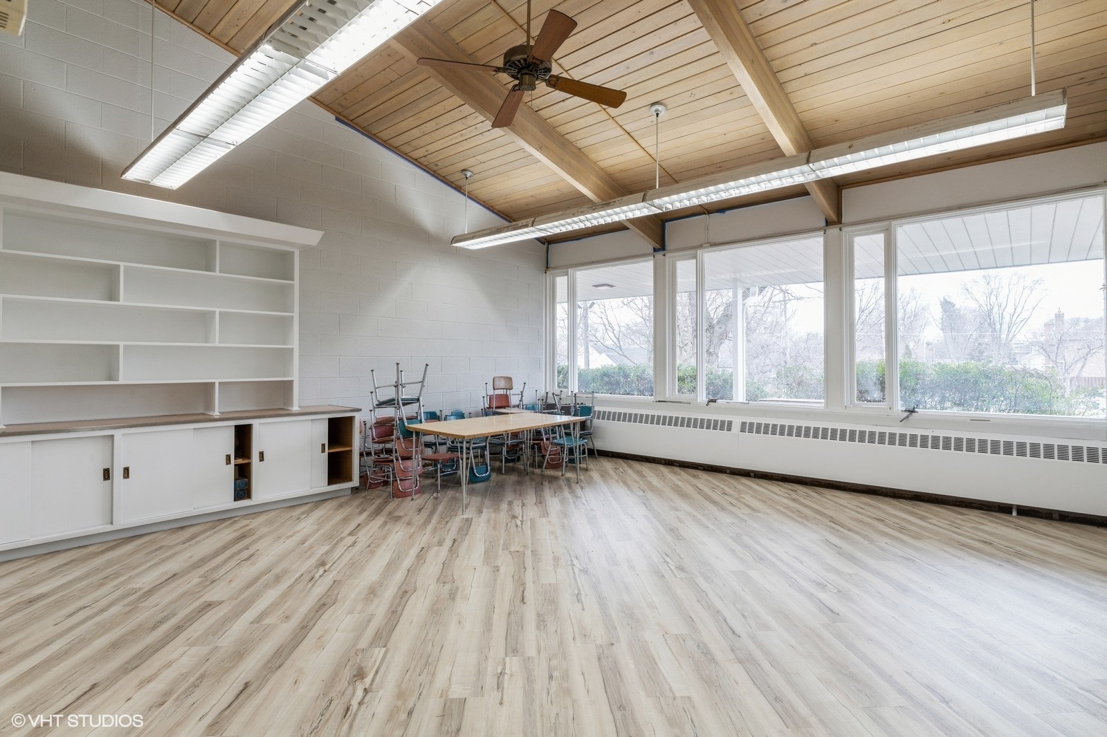 501 S Emerson Street, Mount Prospect, IL 60056