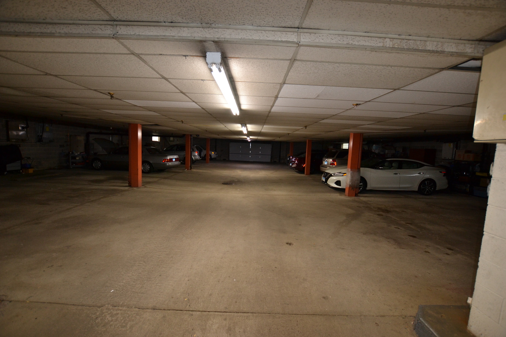 9620 S Komensky Avenue #305, Oak Lawn, IL 60453