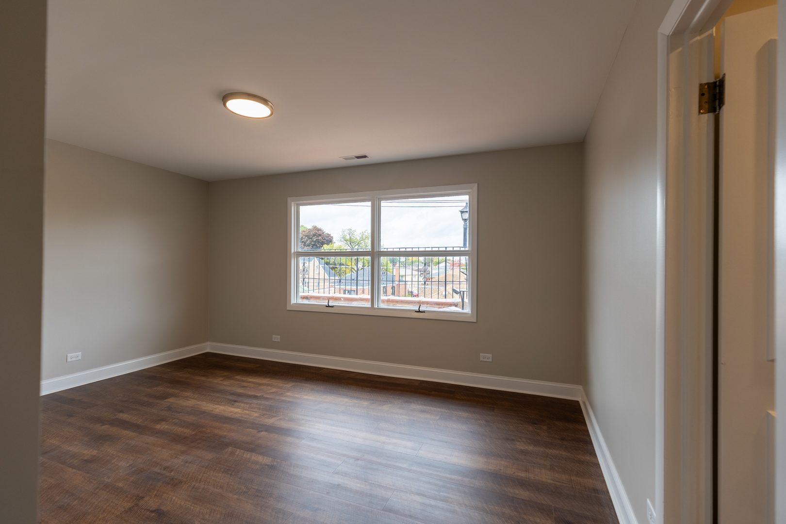 5643 S Harlem Avenue #2S, Chicago, IL 60638