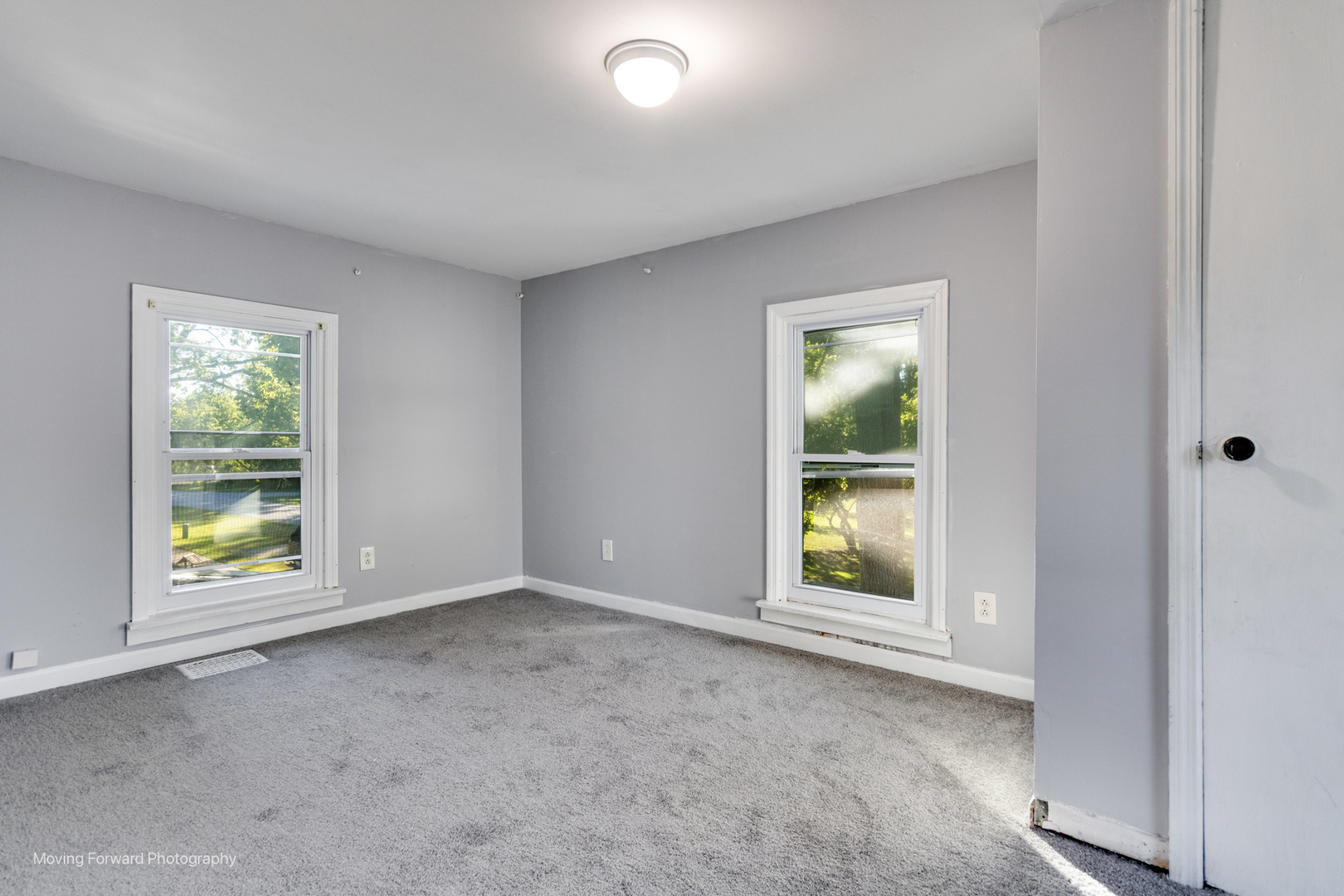 208 W Sycamore Street, Millington, IL 60537